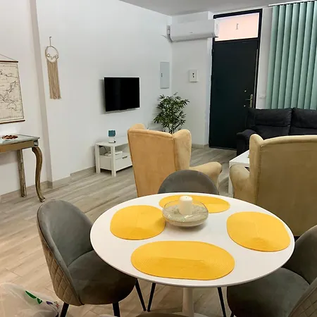 Aroca Loft