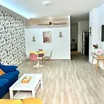Aroca Loft Apartmán *
